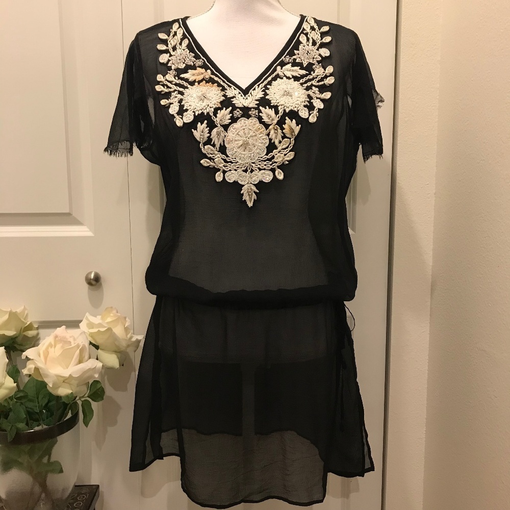 LEAVES OF GRASS NY Black & White Sheer Tunic Top